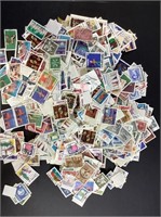 100s of Used Canadian stamps