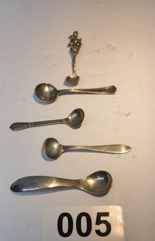 Antique Sterling Silver Salt Spoons ( 5 )