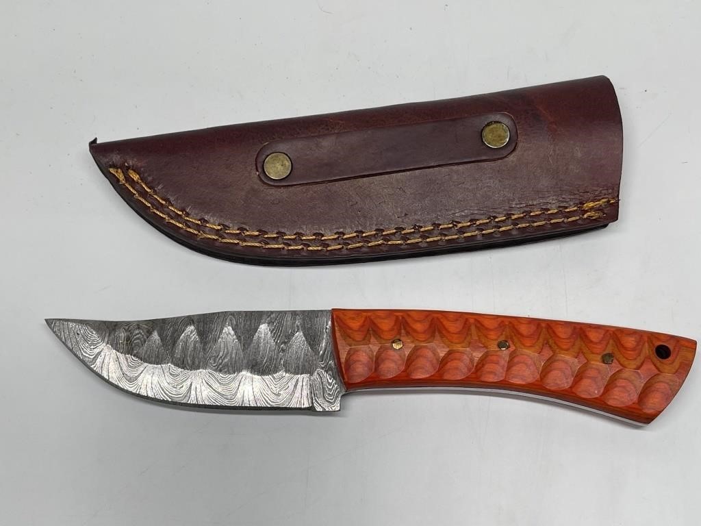 Damascus Steel Knife with Leather Sheath 8in L