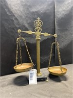 OLD BRASS SCALE OF JUSTICE WITH CLAW FEET