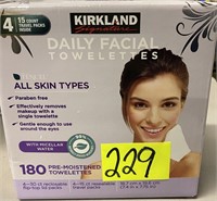Kirkland daily facial towelettes