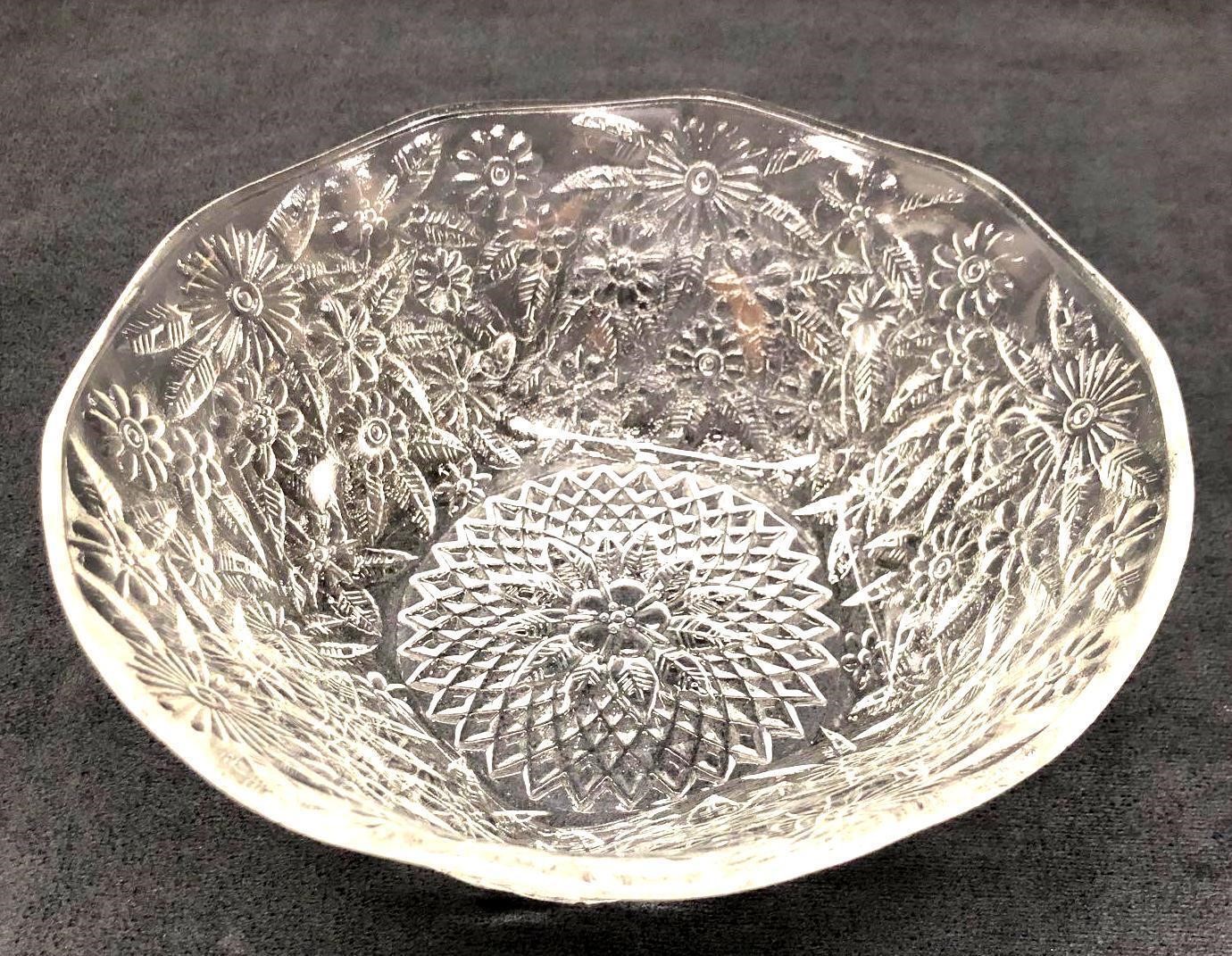 Vintage Indiana Pressed Clear Glass Bowl - Pineapp