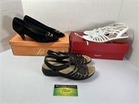 Women’s Shoes 2 With Boxes