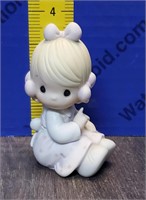 1987 Precious Moments Figurine