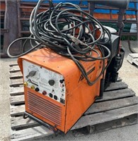 Ackland G-225AC/DC/WP/E/I/ Gas Powered Welder.