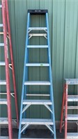 WERNER 8FT FIBERGLASS STEP LADDER