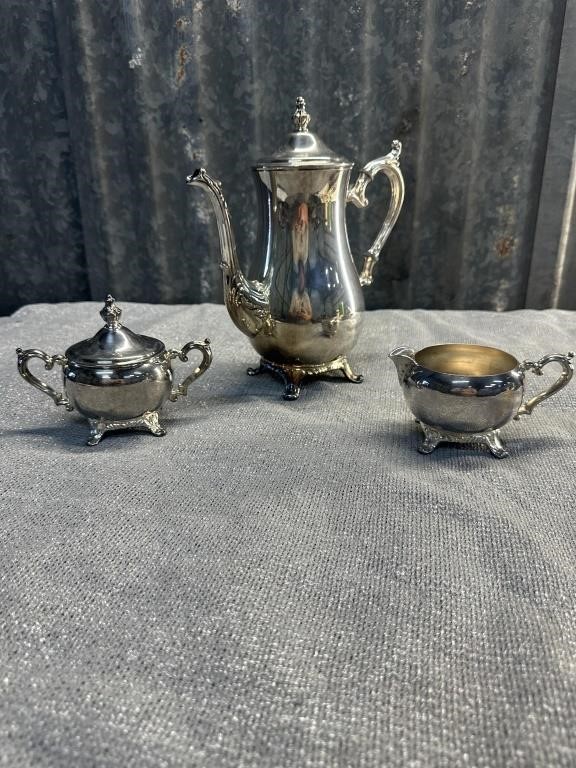 Metal teapot w/ cream and suger dishes