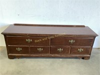 Thomasville Hardwood Dresser