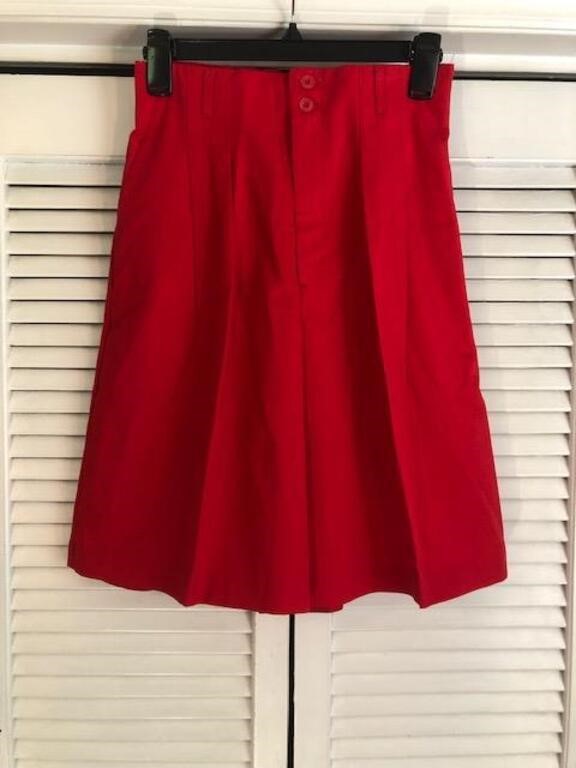 VINTAGE CLOTHING AUCTION - ENDING 7/7/2024