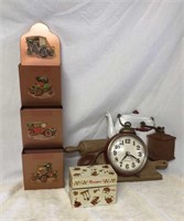 New Haven Kitchen Clock, Recipe Holders