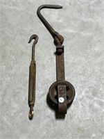 Hook To Eye Turnbuckle, Pulley And Hook