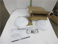 2- Unifi Wi-Fi access points, both work