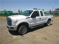 2015 Ford F250 Extra Cab Pickup Truck