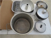 Aluminum Pots and Baking Supplies