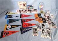 1990s FOOTBALL MEMORABILIA *BANNERS PRO SETS