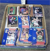 BASKETBALL TRADING CARDS