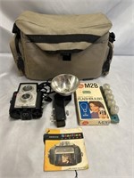 VINTAGE 1950 STARFLEX CAMERA, FLASHHOLDER, AND