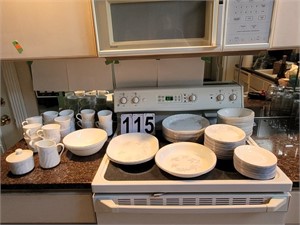 Corelle Dish Set ~ Plates ~ Cups ~ Serving Bowls ~