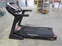 Incline Treadmill-