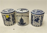 3 delft containers with lids