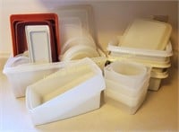 Tupperware - Mostly Mismatched