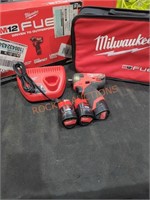 Milwaukee M12 1/4" Hex Hydraulic Driver Kit