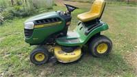 John deer D125 riding tractor