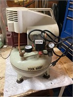 Tool Shop Pancake Air Compressor - works