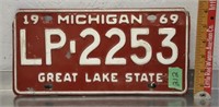 1969 Michigan license plate