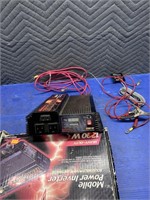 Motomaster Eliminator 1200 W power inverter