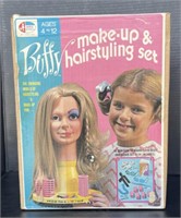 (E) Buffy Make-Up And Hairstyling Set Mannequin