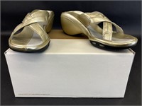 H Series Colehaan Gold Toned Sandals Size 7