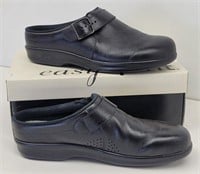 SAS Black Leather Slip-on Shoes Size 8  M