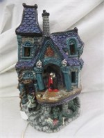 DRACULA AND FRANKENSTEIN HAUNTED HOUSE LAMP