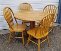 Round Drop Side Oak Dining Table w/ Four Chairs