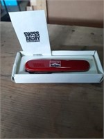 Marlboro swiss army knife new in box. 3 1/2"