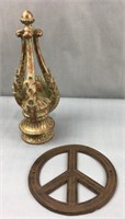 Cast iron peace sign & resin wall decoration