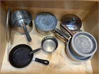 5 Asst Sauce Pots, Frying Pan, Etc.