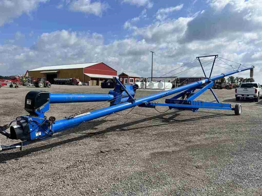 UNRESERVED FARM EQUIPMENT AUCTION - SEPTEMBER 19th AT 7:00pm