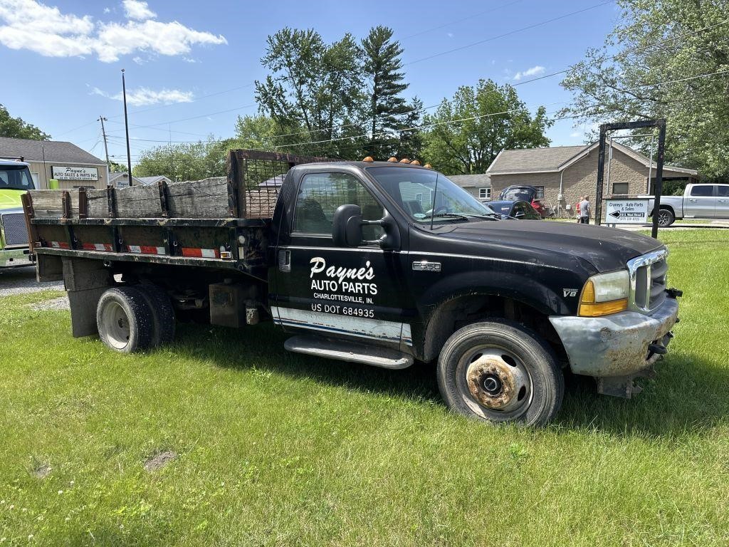 1999 Ford F-550 7.3 Diesel Dump Truck With V- Plow