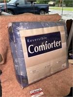 NEW Reversible Full Size Comforter