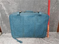 29" x 13" Luggage