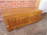 Chunky Tiger Oak Lift Top Blanket Box With Panel