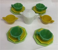 Akro Agate Multicolored Glass Child's Tea Set