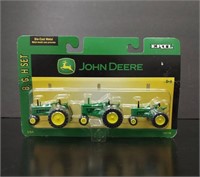 JOHN DEERE 3 PIECE TRACTOR SET