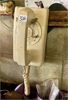 VINTAGE ROTARY WALL PHONE