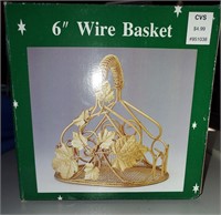 Beautiful goldtone Wire basket  vintage new in box