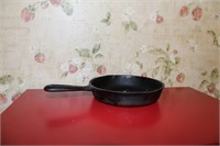 6.5 INCH WAGNER CAST IRON SKILLLET