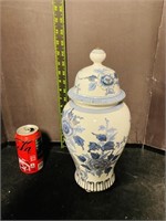 Japanese Andrea by Sadek Urn GInger Jar w/ Lid