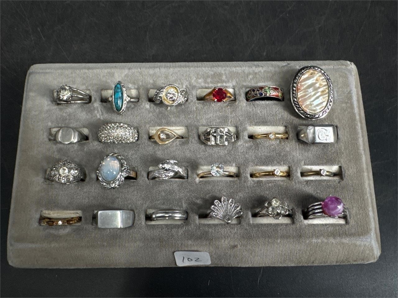 FLAT DISPLAY FULL OF MIXED COSTUME JEWELRY RINGS